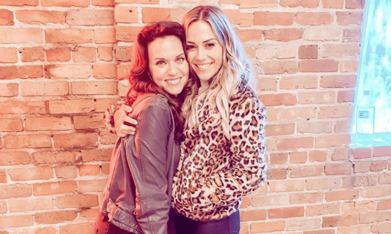 Jana Kramer, Hilarie Burton