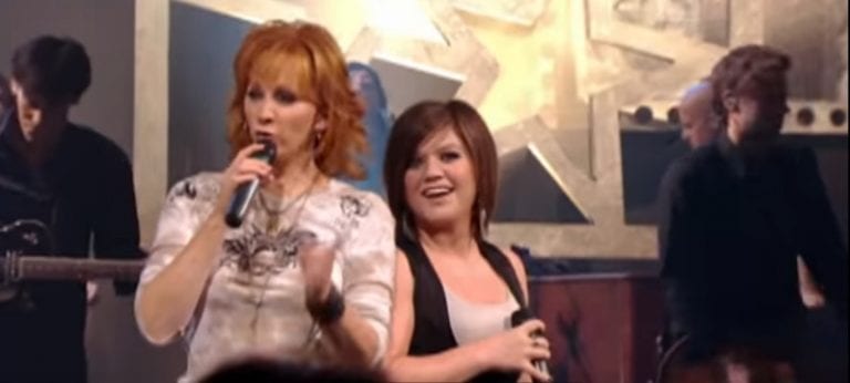 Reba McEntire, Kelly Clarkson/YouTube