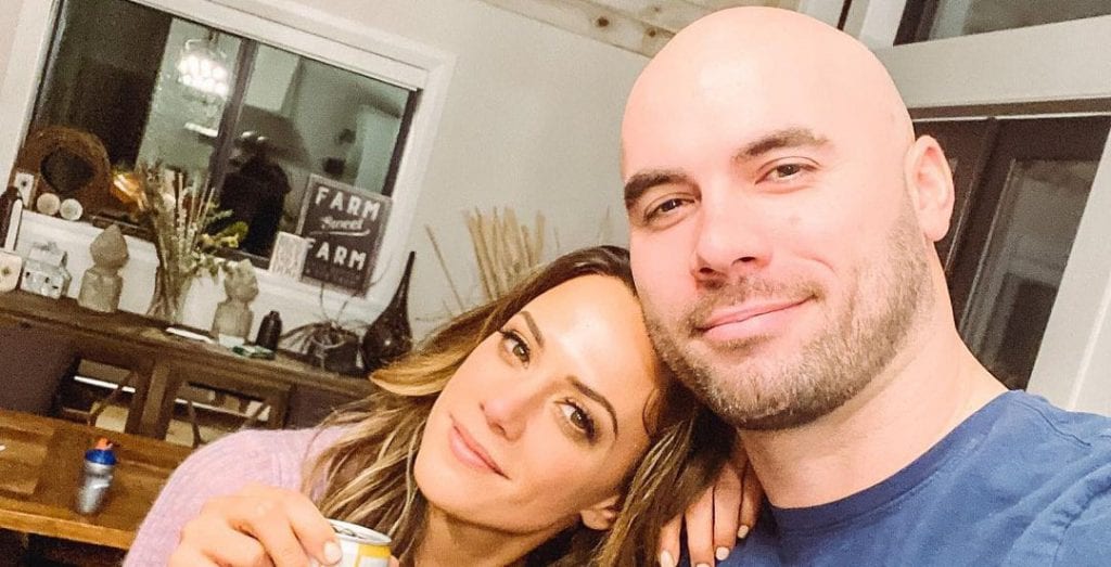 Jana Kramer divorce