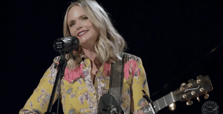 [Credit: Country Music Hall of Fame & Museum/YouTube]