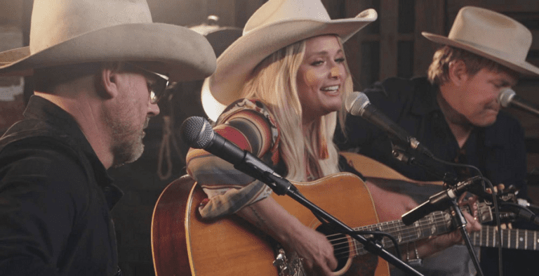 [Credit: The Ellen Show/YouTube]