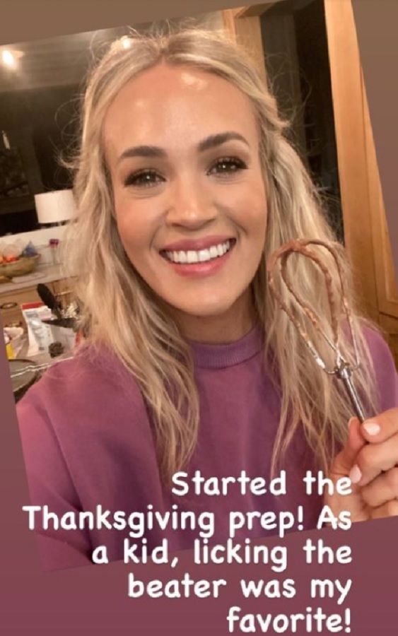 Carrie Underwood Shares Her Very Simple Family Holiday Tradition