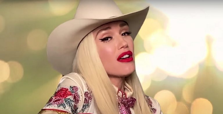 Fans Puzzled By Gwen Stefani’s Upcoming Performance