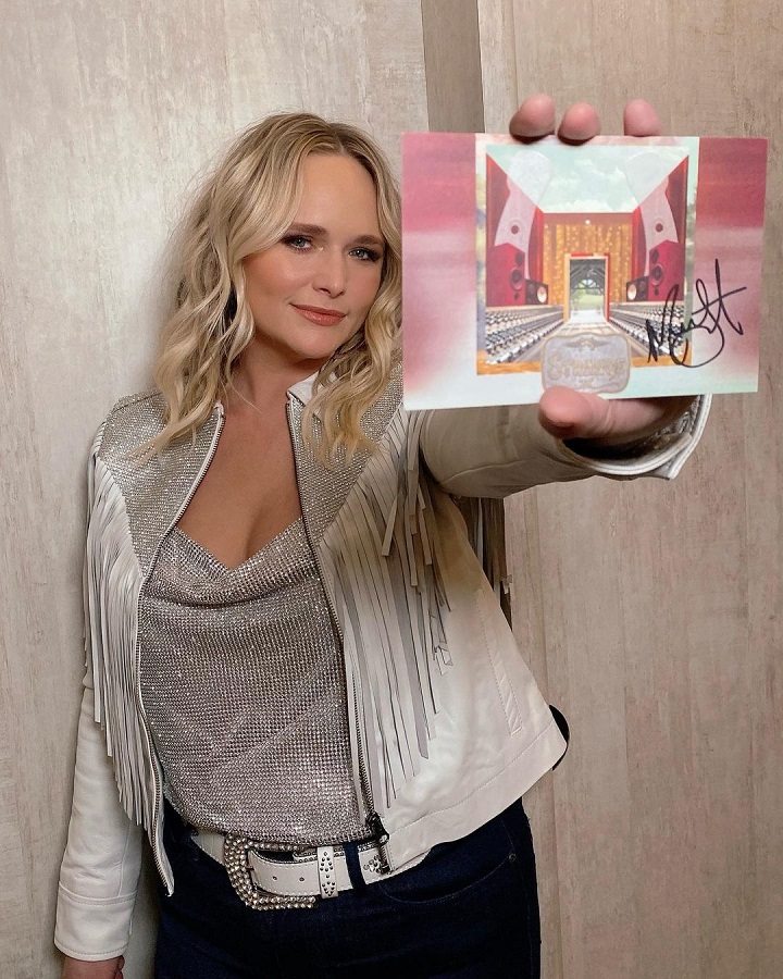 Miranda Lambert Postcard [Credit: Miranda Lambert/Instagram]