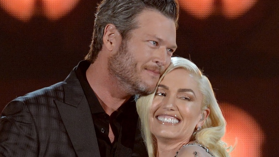 Blake Shelton Celebrates Gwen Stefani [Credit: YouTube]