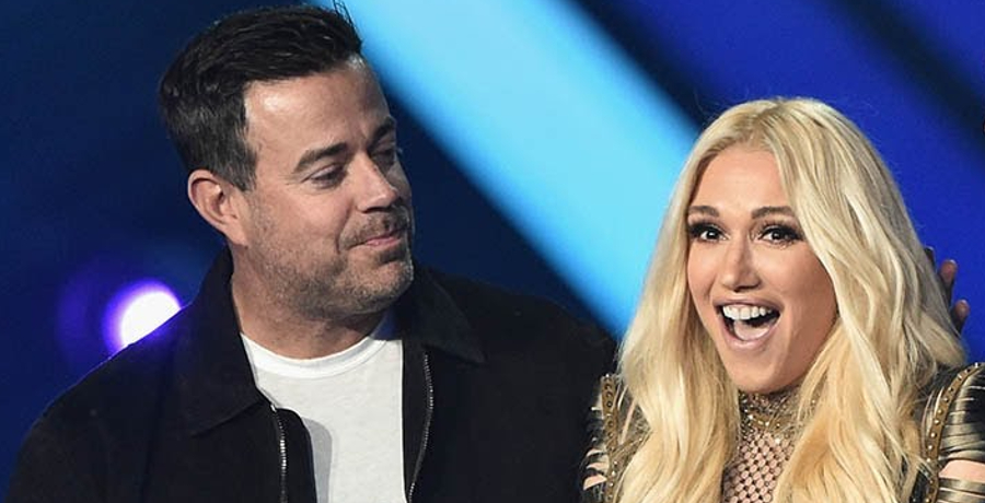 Gwen Stefani Was Nervous To Ask Carson Daly To Officiate Wedding [Credit: YouTube]