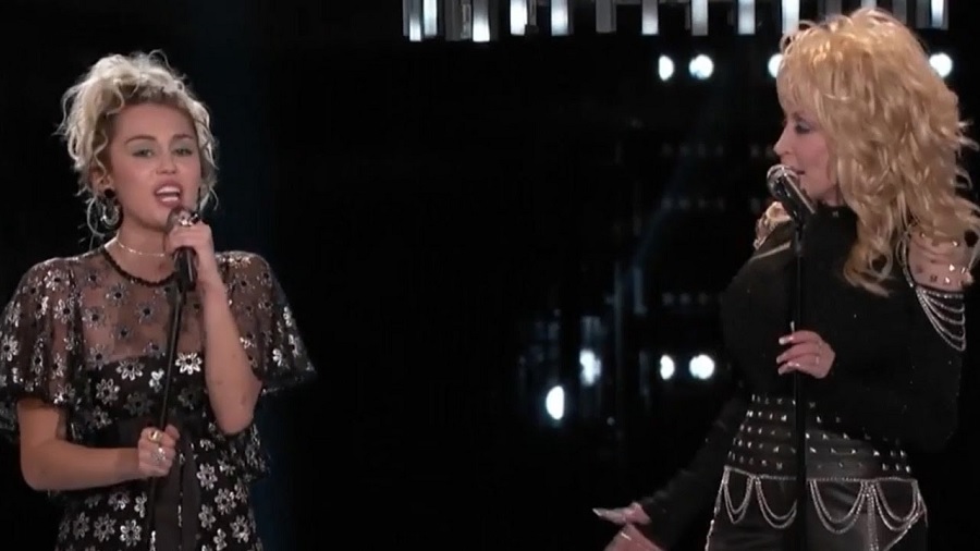 Miley Cyrus & Dolly Parton Perform Together [Credit: YouTube]