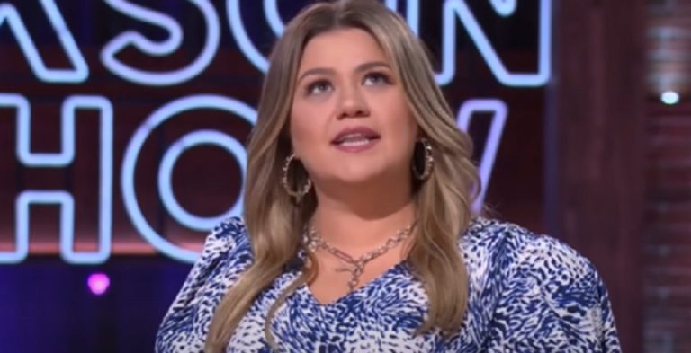 Kelly Clarkson's Peculiar Find At Montana Ranch [Credit: The Kelly Clarkson Show/YouTube]