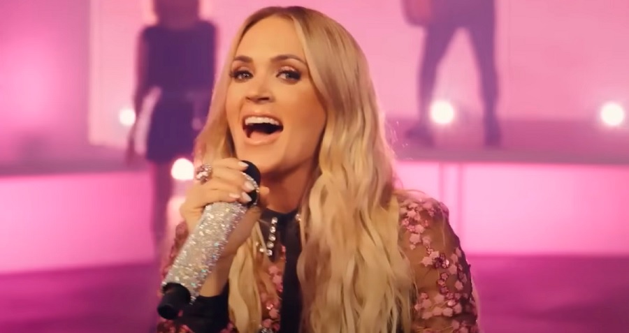 Carrie Underwood Performs On Tonight Show [YouTube]