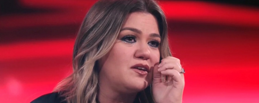 Kelly Clarkson's Ex Makes Final Plea [Entertainment Tonight | YouTube]