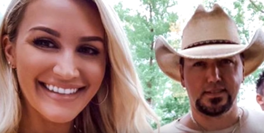 Jason Aldean's new side job? Brittany's makeup artist –