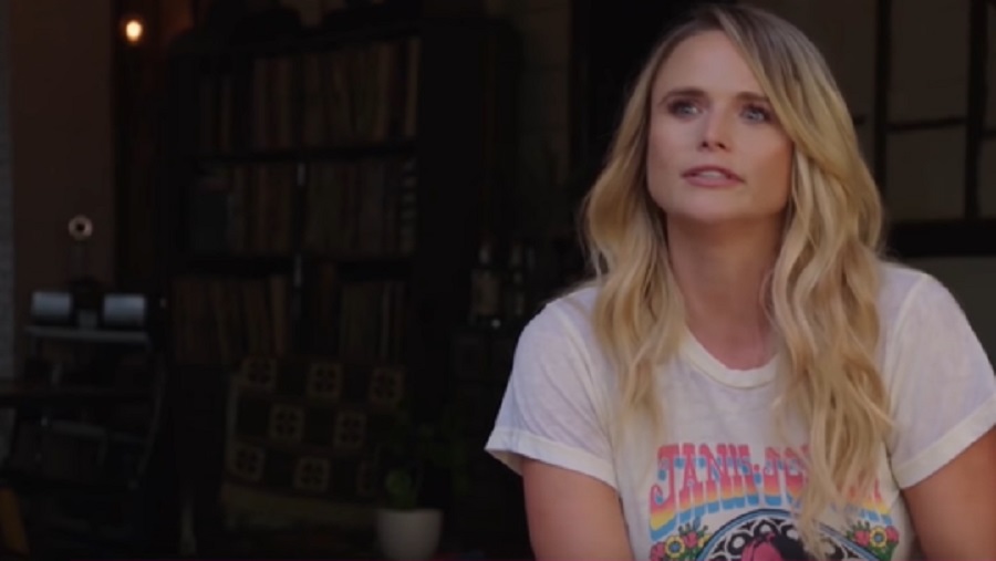 Miranda Lambert Doesn't Want Glitz & Glamour [People | YouTube]