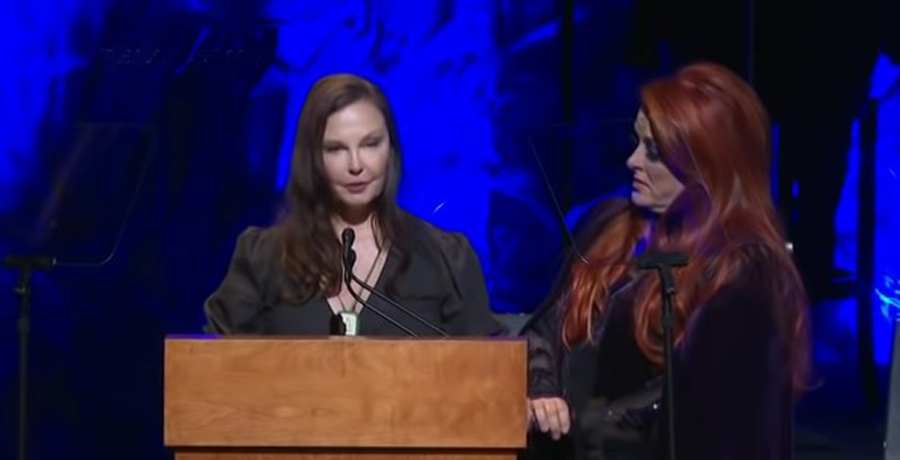 Wynonna and Ashley Judd