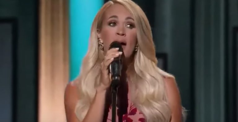 Carrie Underwood's Loretta Lynn Tribute [ACMs | YouTube]