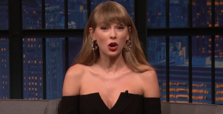 Taylor Swift [Late Night with Seth Meyers | YouTube]