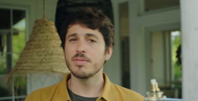 Morgan Evans [Uproxx | YouTube]