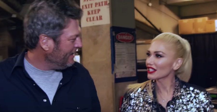 Blake Shelton & Gwen Stefani [Source: YouTube]