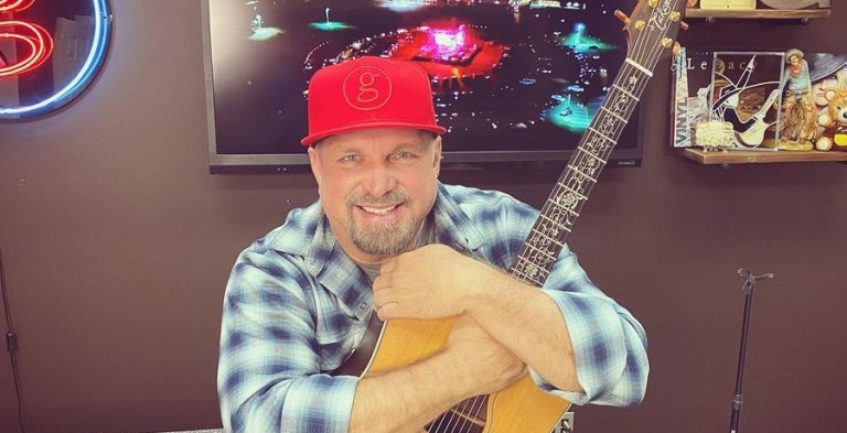 Garth Brooks Instagram
