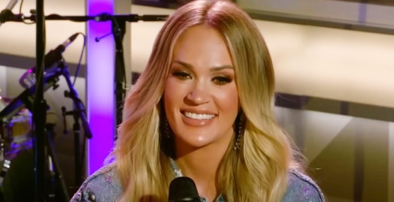 Carrie Underwood Wows Rock Fans By Covering Motörhead