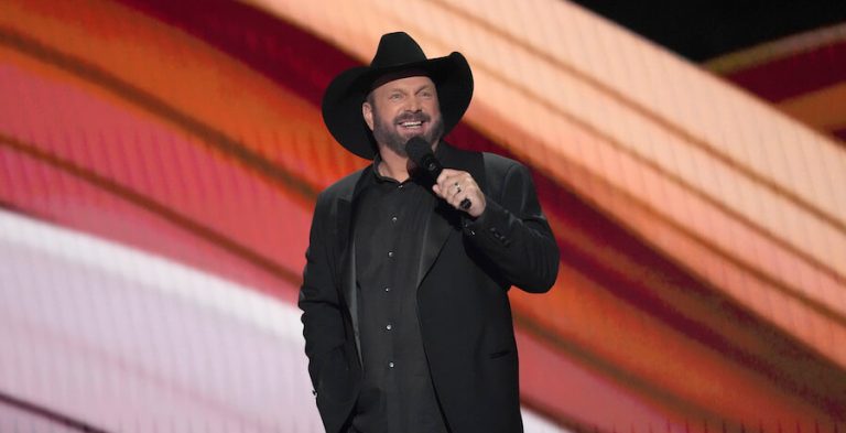 Garth Brooks Extends Las Vegas Residency Into 2024