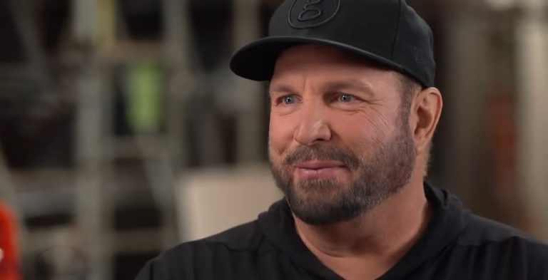 Garth Brooks / YouTube