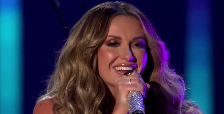 Carly Pearce Asks To Duet An Intimate Song With Tim McGraw