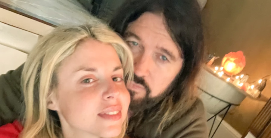 Billy Ray Cyrus and Firerose/Credit: YouTube