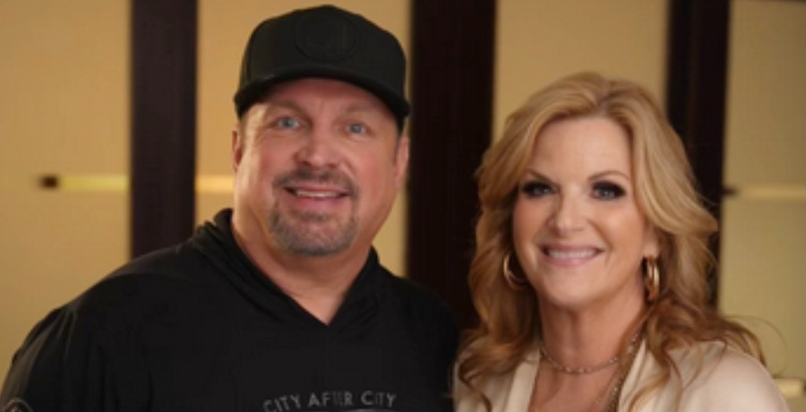 Garth Brooks and Trisha Yearwood/Credit: YouTube