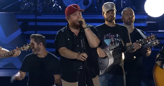 Luke Combs/Credit: YouTube