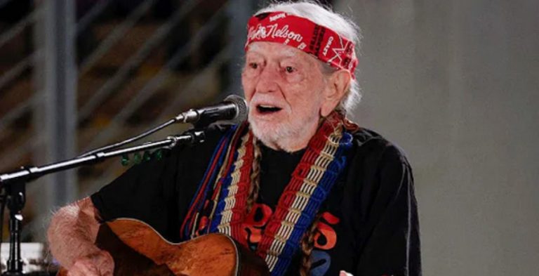 Willie Nelson/Credit: YouTube