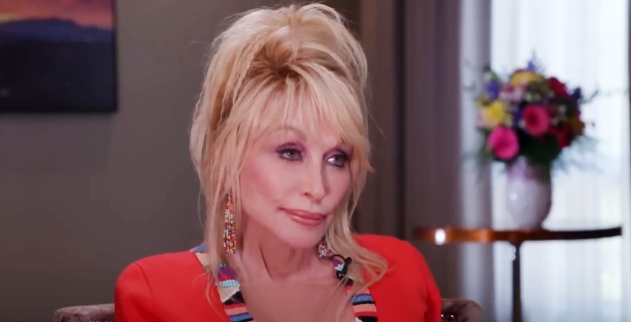 Dolly Parton Recalls A Very Sad Christmas Memory